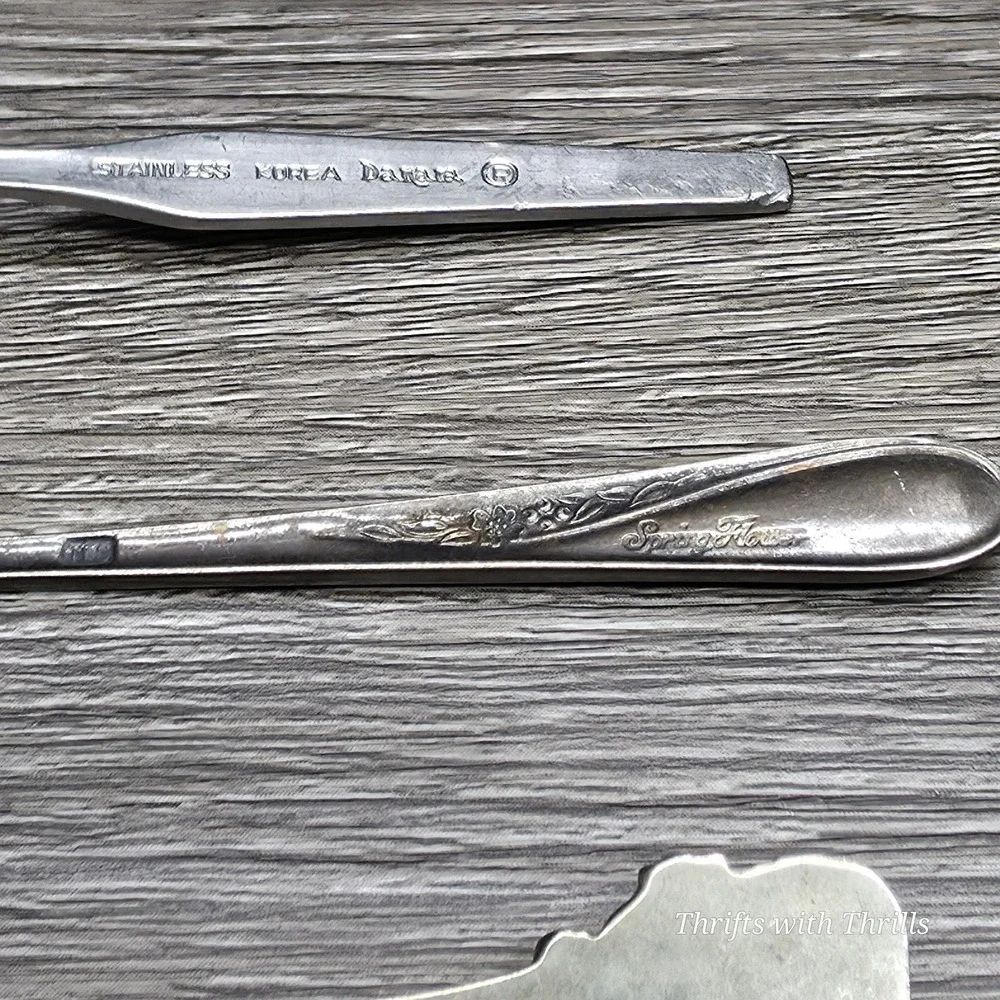 9 Collectible Spoon & Fork Bundle - Rogers,‎ Oneida, Rolex, San Francisco,  More